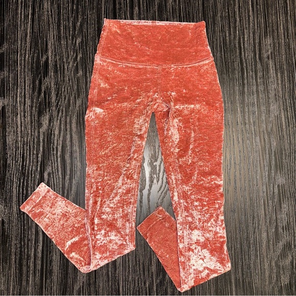 Lululemon Wunder Lounge High-Rise Tight 28" *Crushed Velvet in Soft Cranberry, 4 - Picture 12 of 13